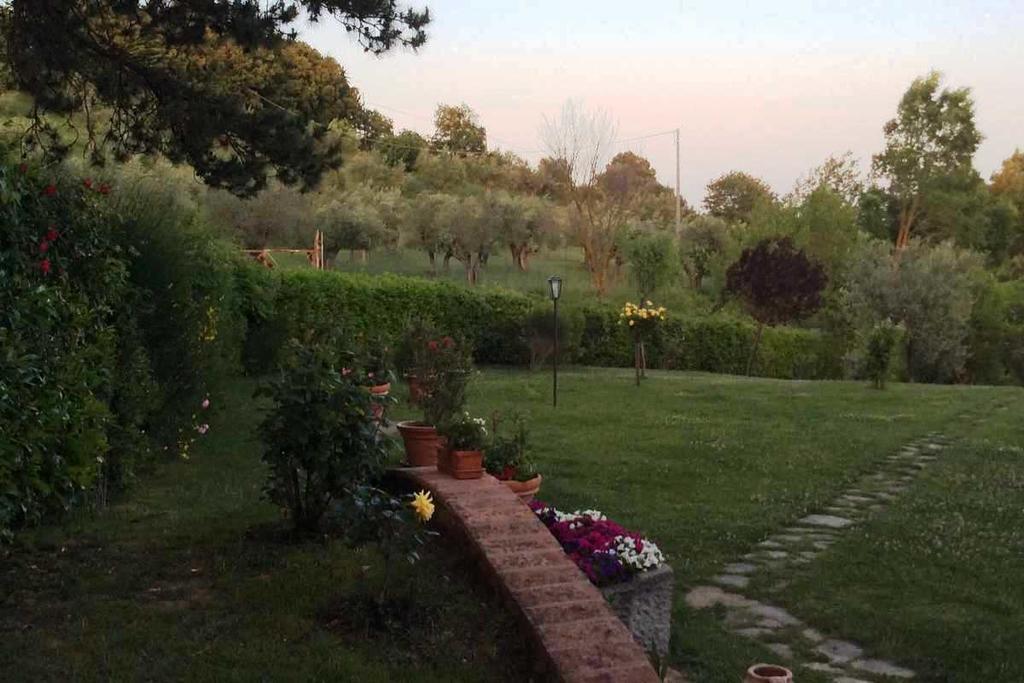 Agriturismo La Bicocca - Apt. "Il Leccio" Castel Rigone Bilik gambar