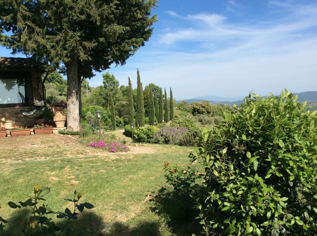 Agriturismo La Bicocca - Apt. "Il Leccio" Castel Rigone Luaran gambar