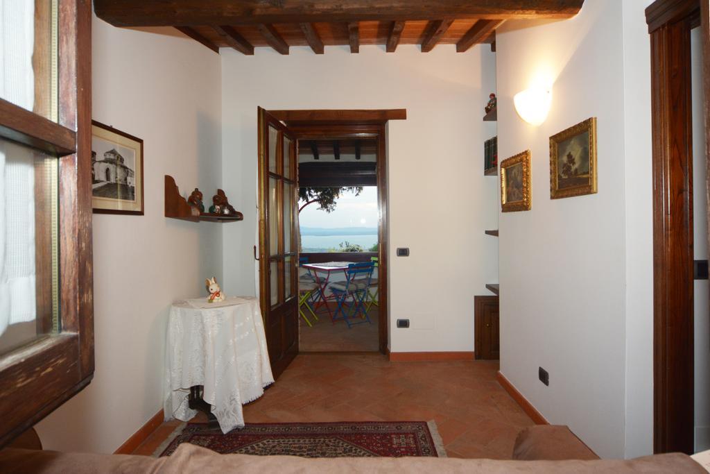Agriturismo La Bicocca - Apt. "Il Leccio" Castel Rigone Luaran gambar