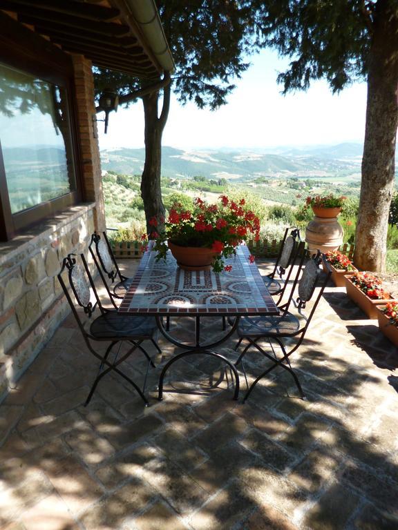 Agriturismo La Bicocca - Apt. "Il Leccio" Castel Rigone Bilik gambar
